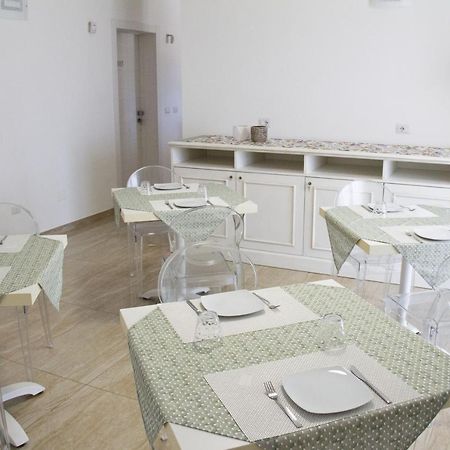 B&B Imperial Exclusive Rooms & Breakfast Porto Cesareo Bagian luar foto