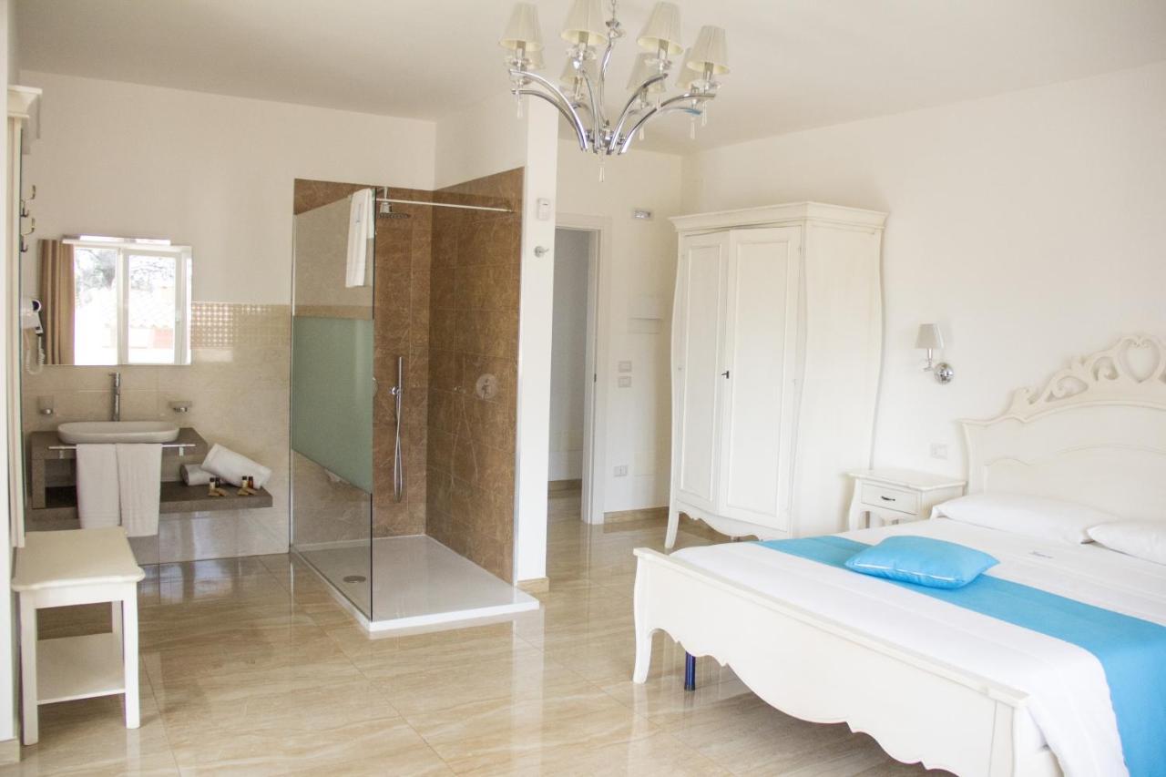 B&B Imperial Exclusive Rooms & Breakfast Porto Cesareo Bagian luar foto