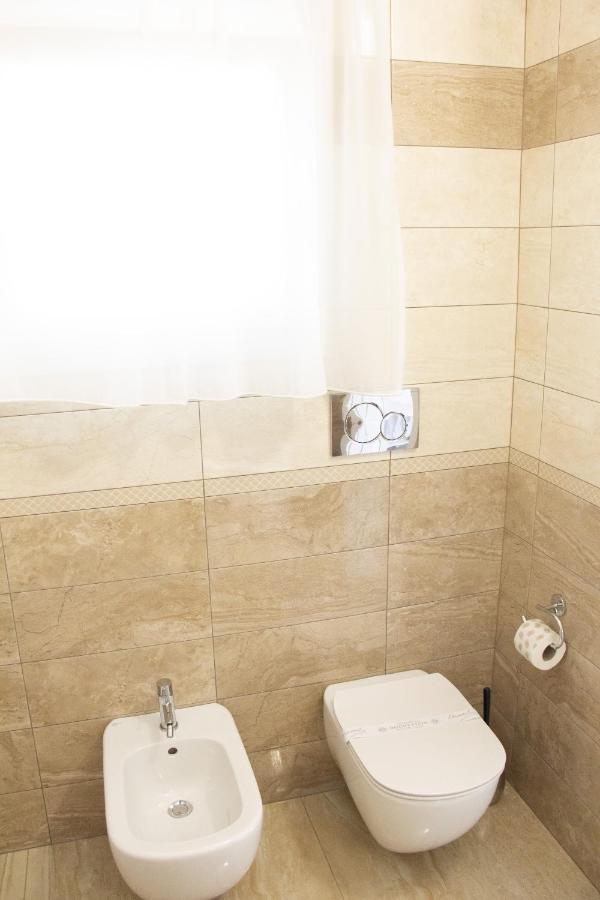 B&B Imperial Exclusive Rooms & Breakfast Porto Cesareo Bagian luar foto