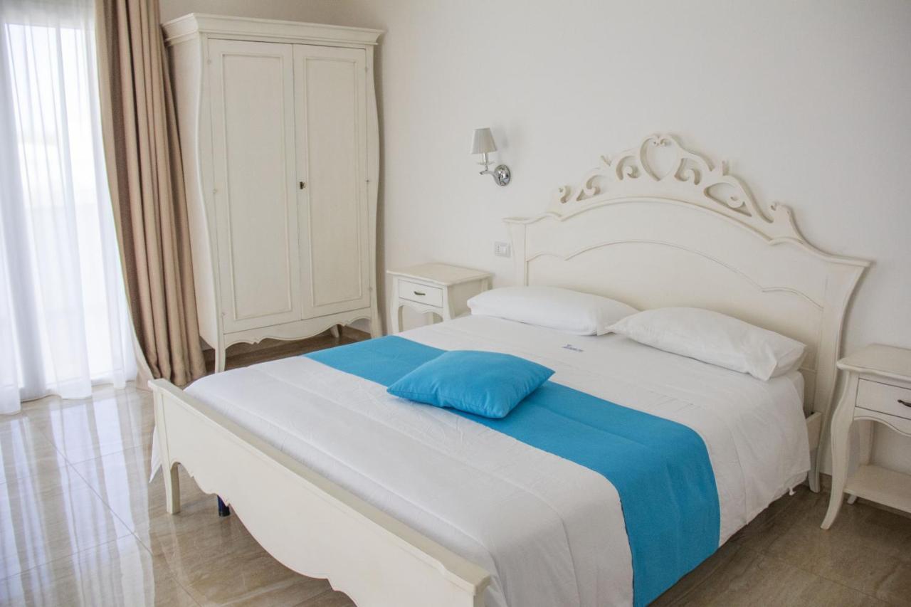 B&B Imperial Exclusive Rooms & Breakfast Porto Cesareo Bagian luar foto