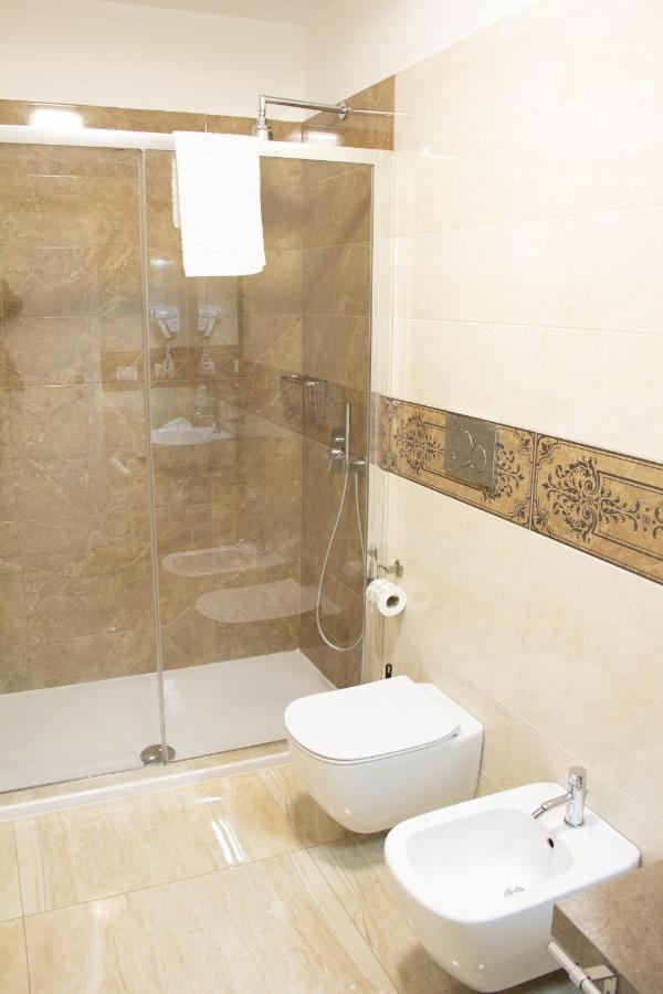 B&B Imperial Exclusive Rooms & Breakfast Porto Cesareo Bagian luar foto