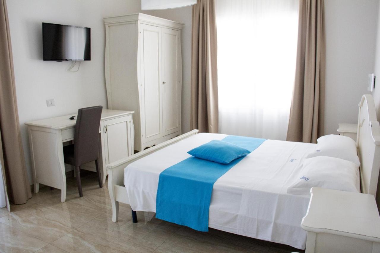 B&B Imperial Exclusive Rooms & Breakfast Porto Cesareo Bagian luar foto