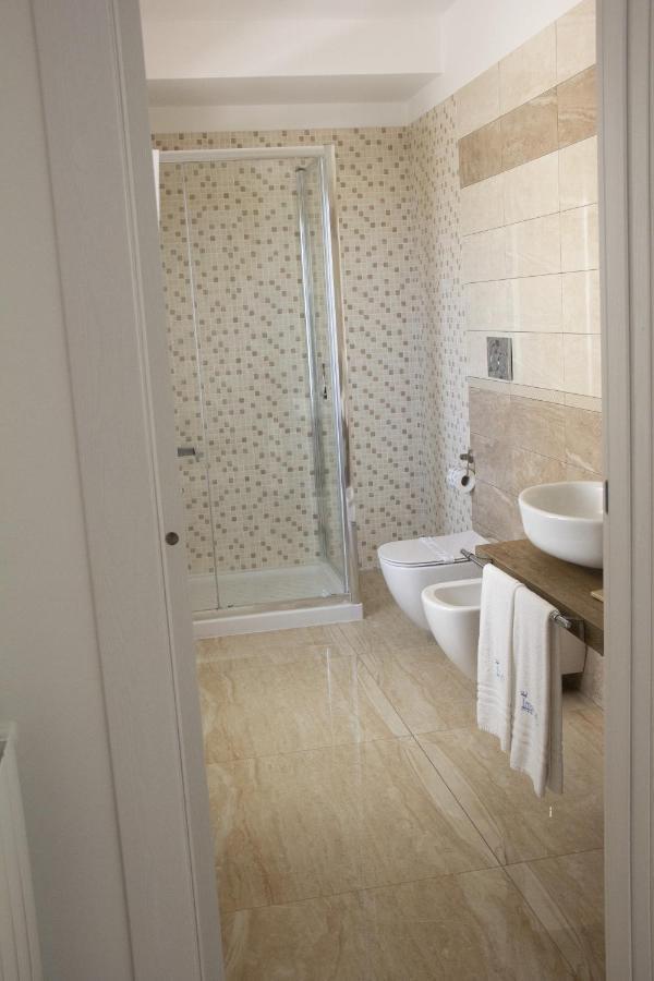 B&B Imperial Exclusive Rooms & Breakfast Porto Cesareo Bagian luar foto