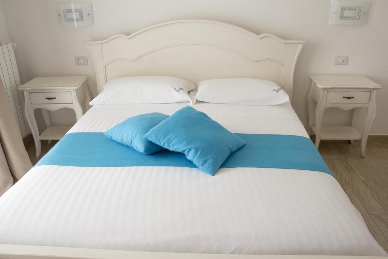 B&B Imperial Exclusive Rooms & Breakfast Porto Cesareo Bagian luar foto