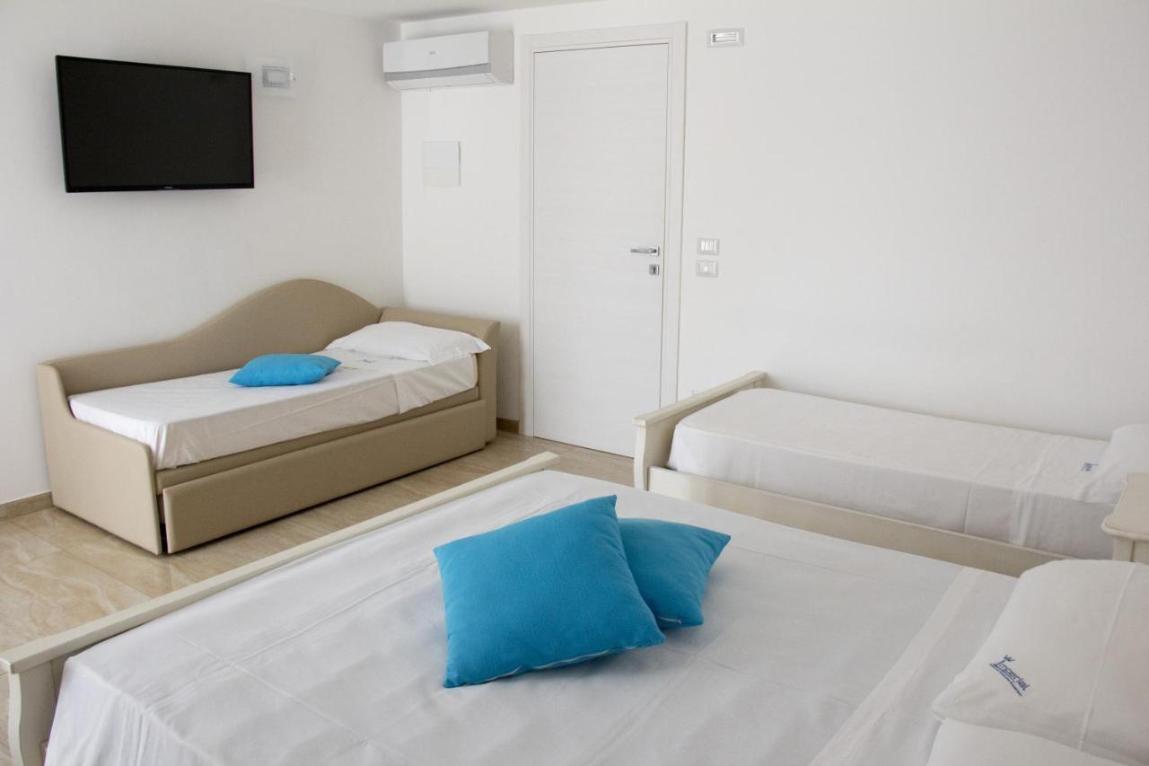 B&B Imperial Exclusive Rooms & Breakfast Porto Cesareo Bagian luar foto